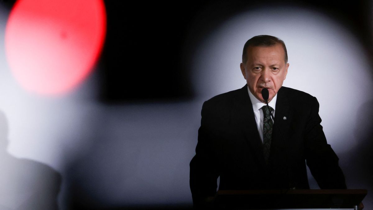 Erdogan v Praze: Jakýkoli mír je lepší než válka